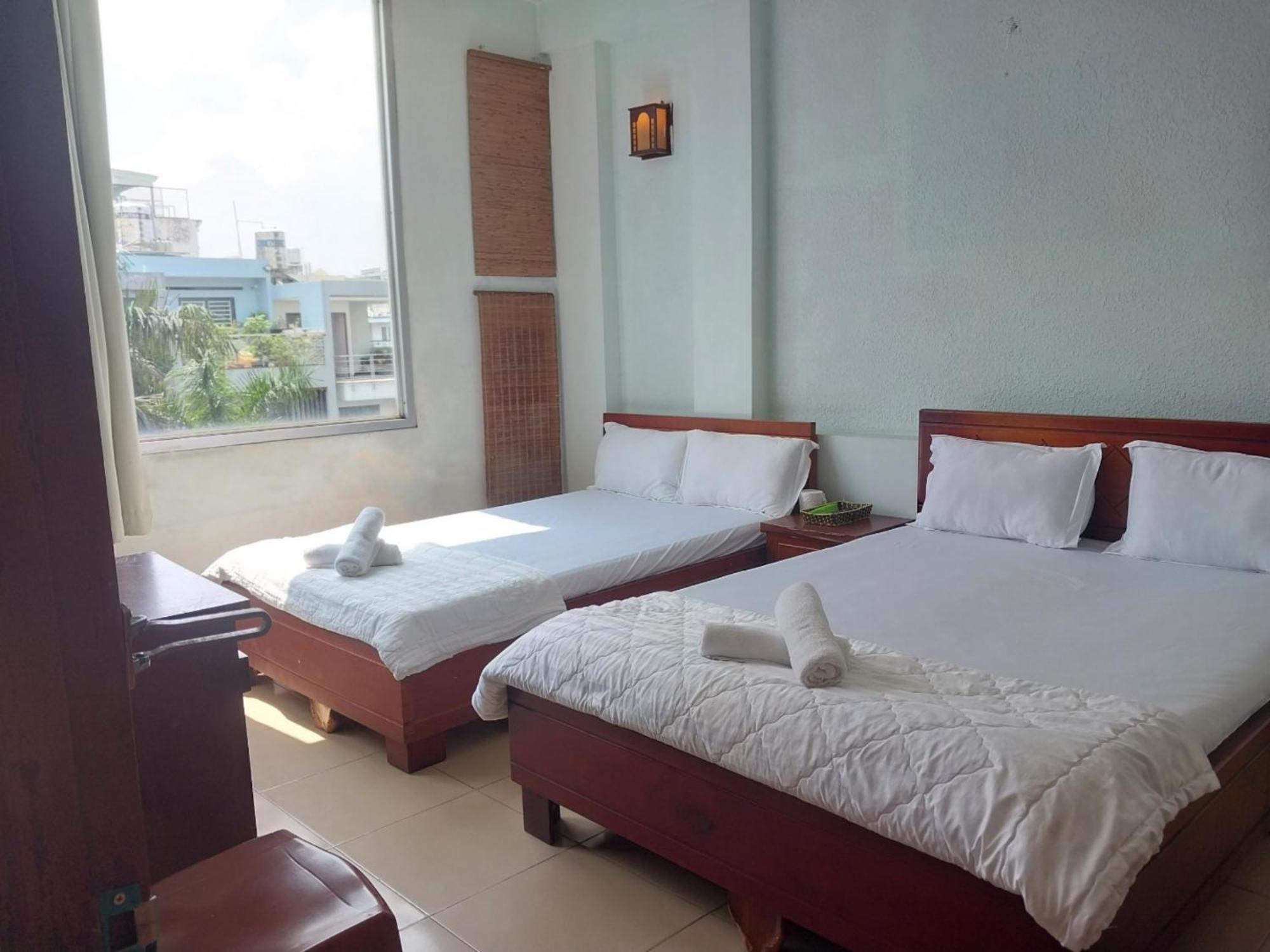Khach San Mai Hoang 2 Hotel Ho Chi Minh City Exterior photo